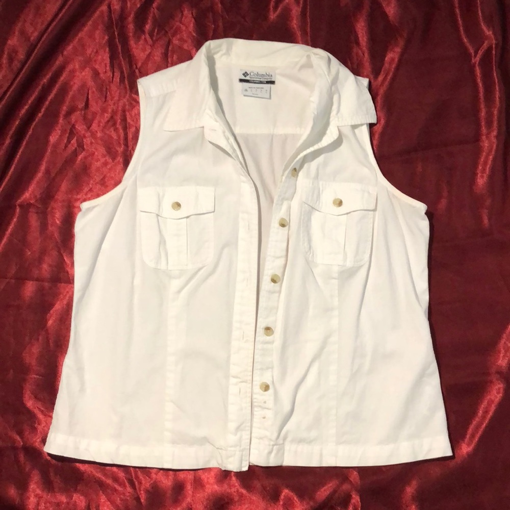 Sleeveless top